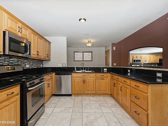 4th image of 21317 Windy Hill Dr