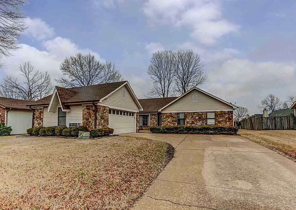1st image of 3422 Brownbark Dr