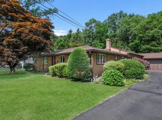 1220 Dickerson Rd, North Wales, PA 19454