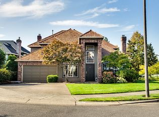 4688 Chelsea Ln, Lake Oswego, OR 97035