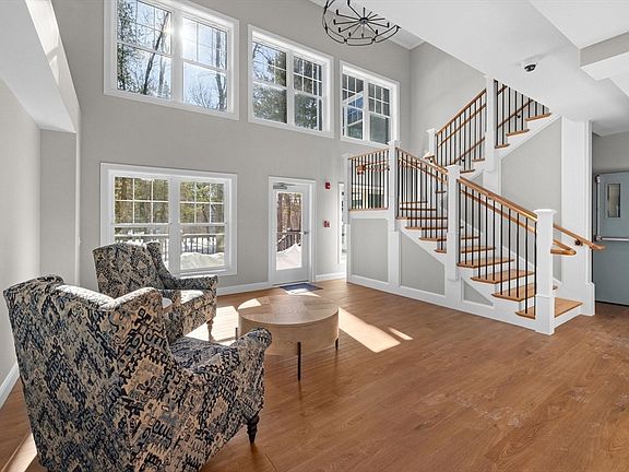 3rd image of 485 Blue Hills Pkwy #10