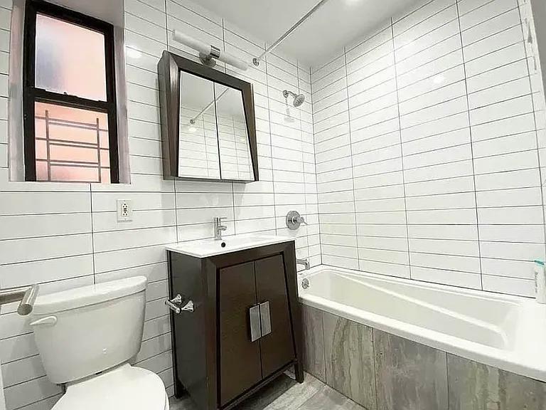 273 W 150th St #3C — Photo 3