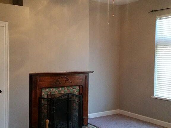 large 1st flr family room 