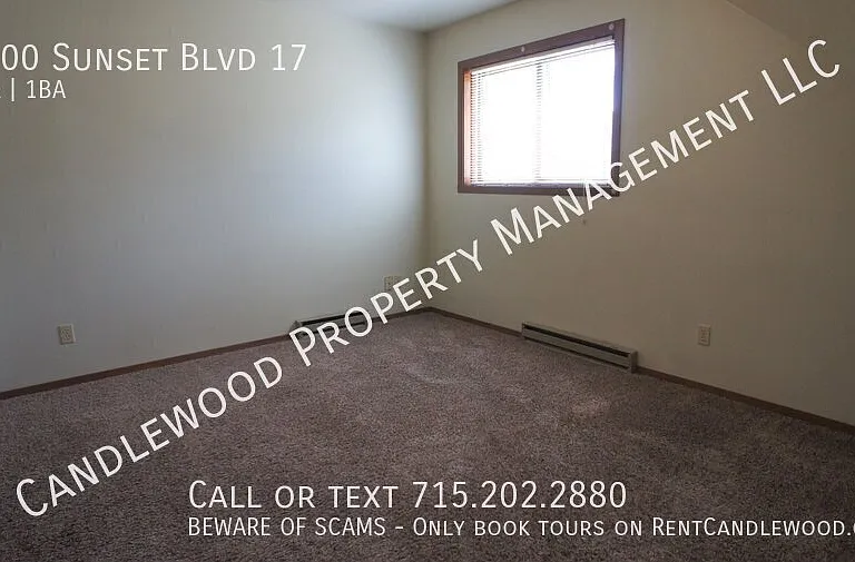 2600 Sunset Blvd #17 — Photo 13