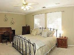 1st image of 2610 Creekside Ct