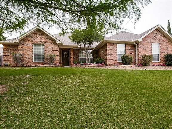2nd image of 424 Flagstone Dr