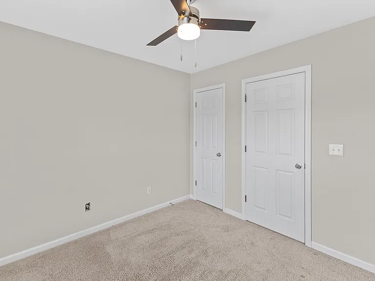 611 Carlton Commons Ln #1 — Photo 34
