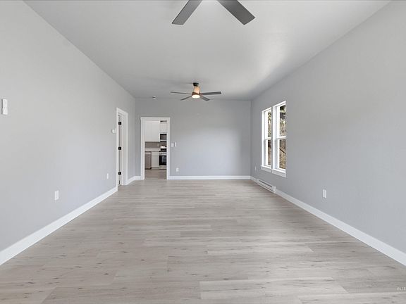 5th image of 308 S Main St