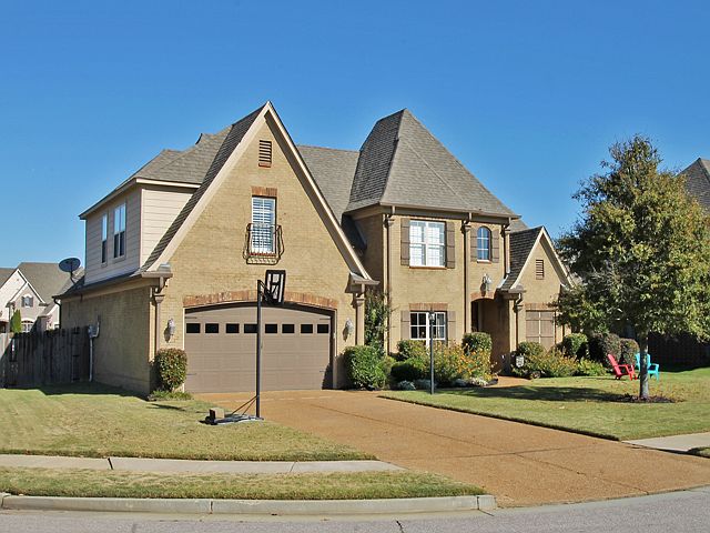 1st image of 70 Briarfield Cv
