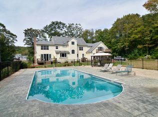 10 Town Clerk Rd, Killingworth, CT 06419