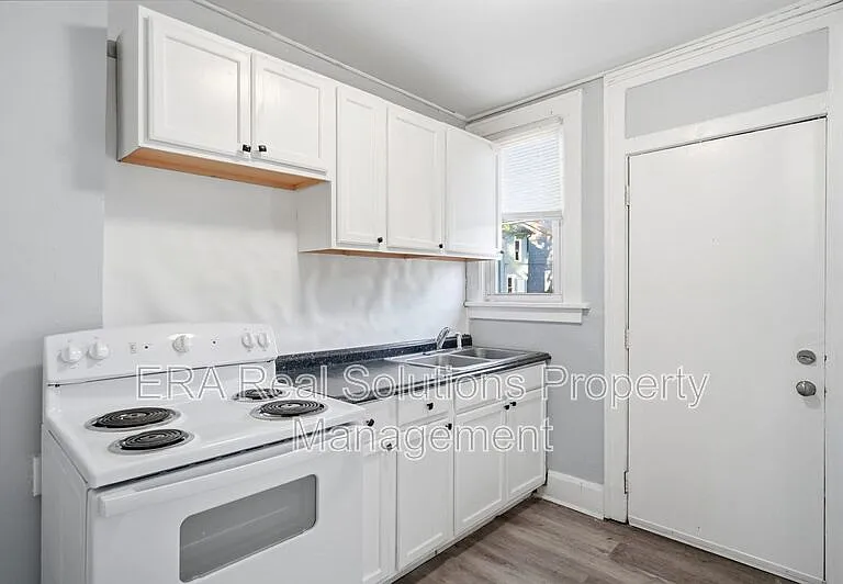 83 Lechner Ave — Photo 16