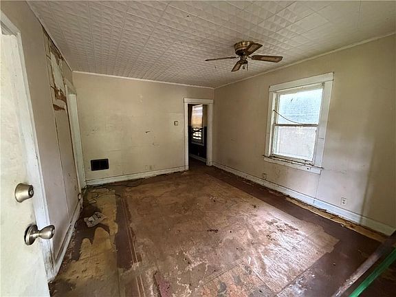 3rd image of 5224 Scarritt Ave