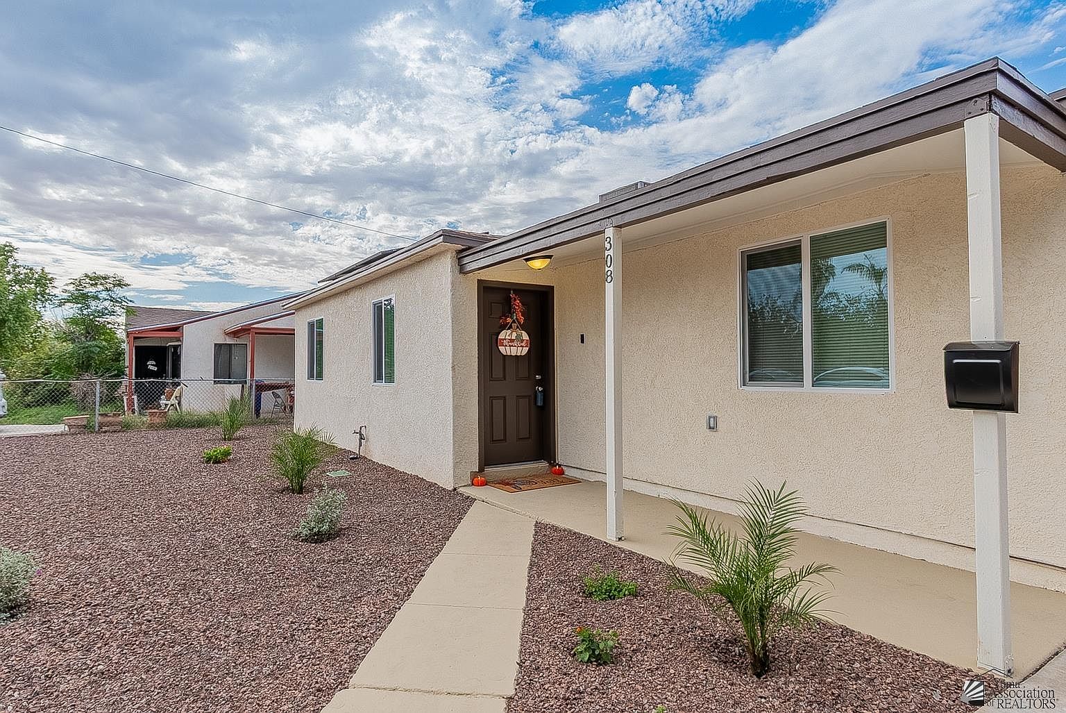 cee30a0c493e9dbf888a169e408382