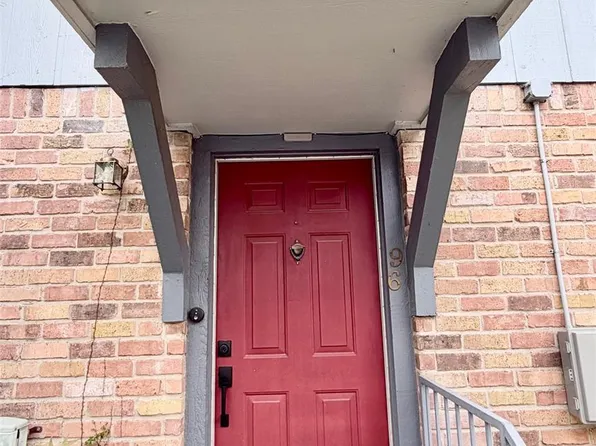 1411 Gracy Farms Ln APT 96, Austin, TX 78758