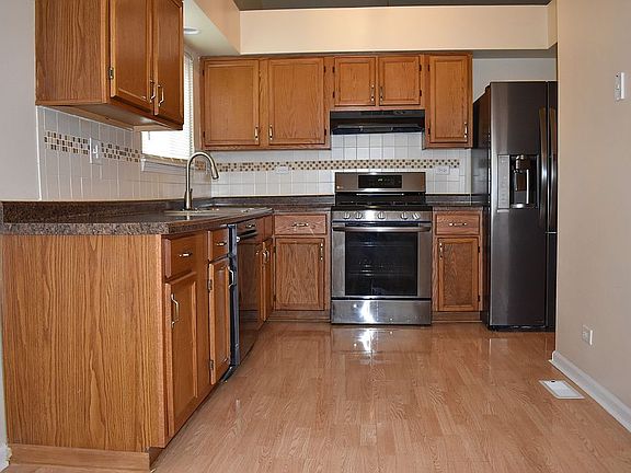 2nd image of 1880 Wildwood Ln
