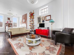 98 Luquer St #3L, Brooklyn, NY