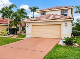 374 SW 183rd Way, Pembroke Pines, FL 33029
