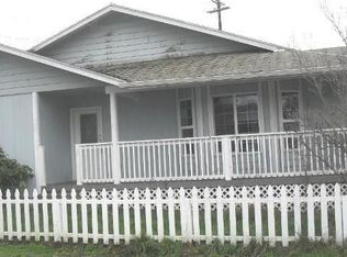 880 S 3rd St, Cottage Grove, OR 97424