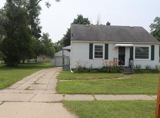 208 40th St SW, Wyoming, MI 49548