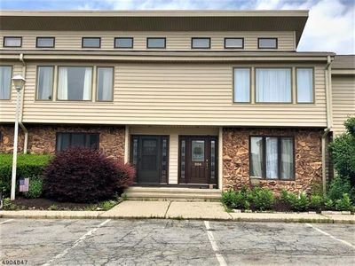 203 Dakota Dr #203, Lafayette, NJ, 07848