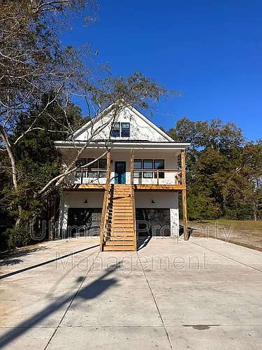 213 Myrtle Ave Photo 1