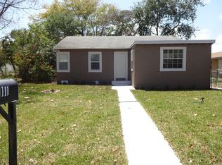 1111 N H St E, Lake Worth, FL 33460