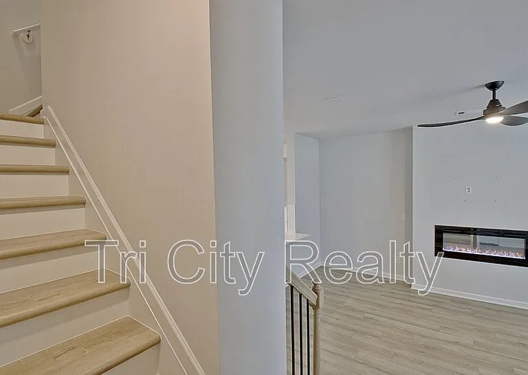 250 Cobalt Dr — Photo 33