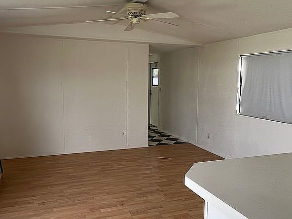 4th image of 4623 East Ln #80