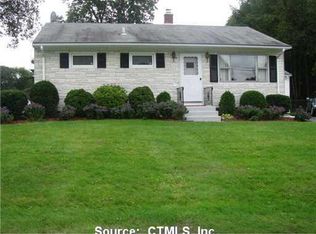 62 Parkview Dr, Plantsville, CT 06479