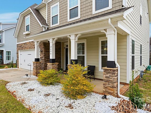 3rd image of 2604 Logan Caroline Ln