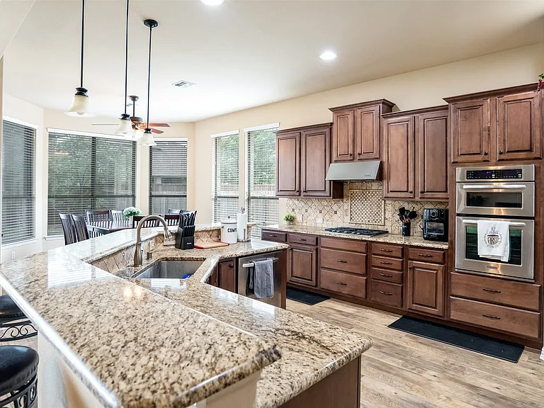 3001 Mosswood Dr — Photo 17