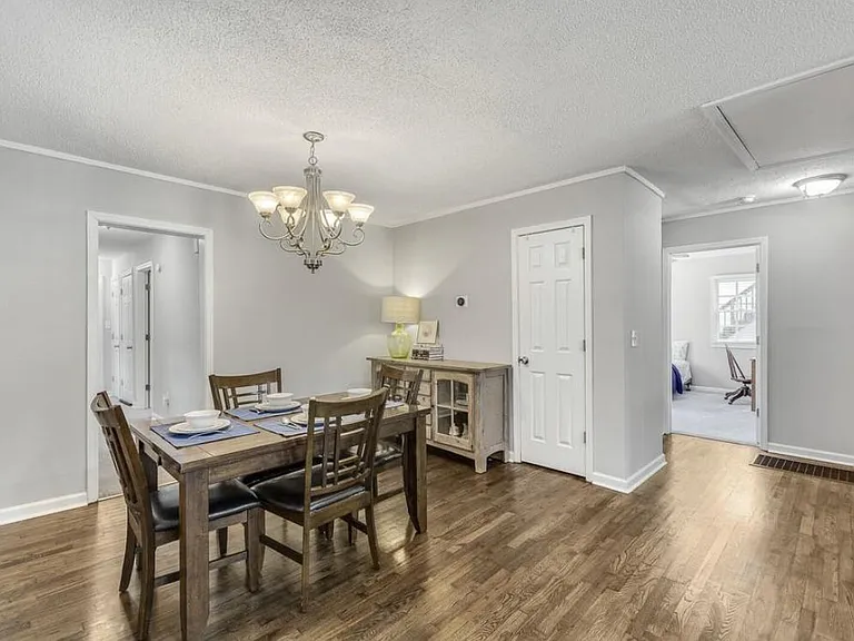 1352 Lockhaven Cir SW — Photo 11