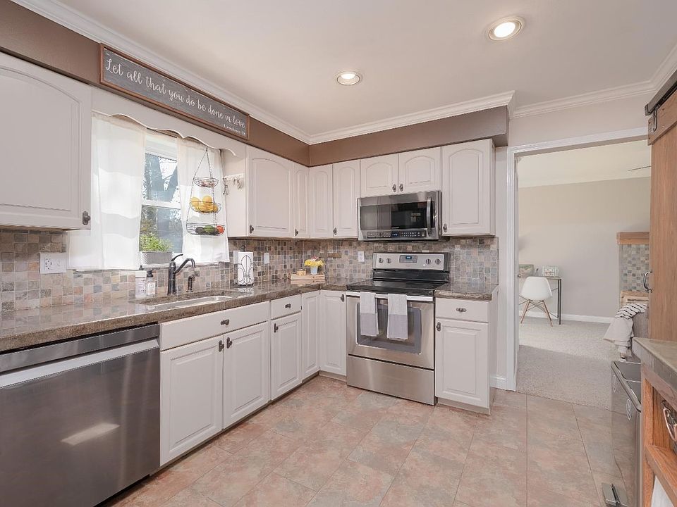 1st image of 1670 Riverdee Ct