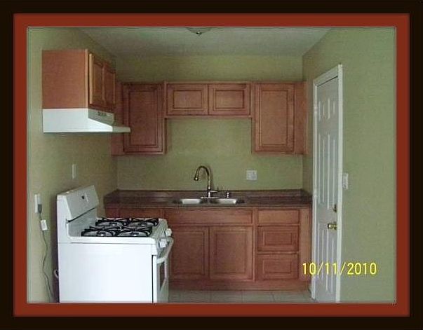 2nd image of 3211 Highland Ave