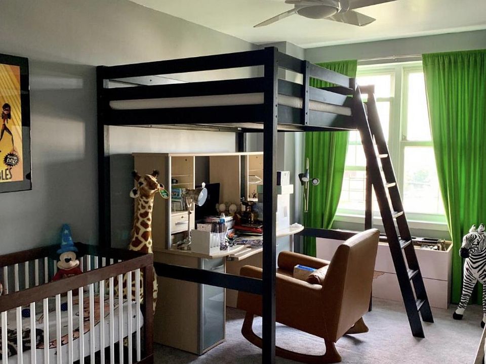 1st image of 40 Oceana Dr W APT 4