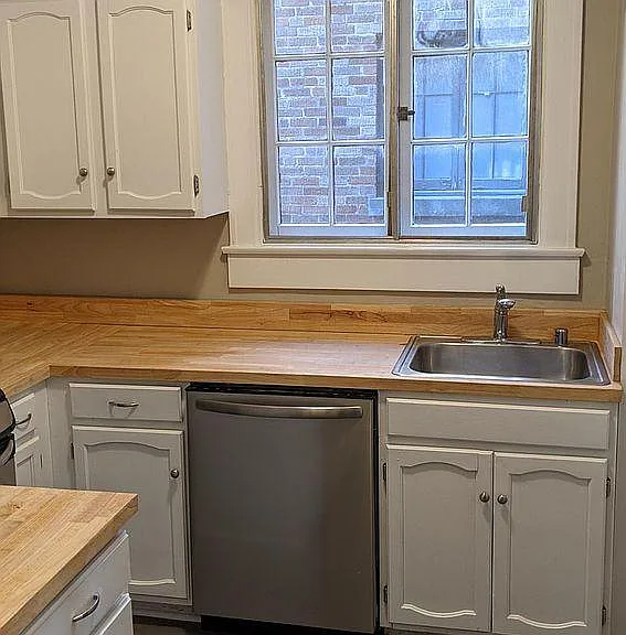 1304 Everett Ave #3 — Photo 10
