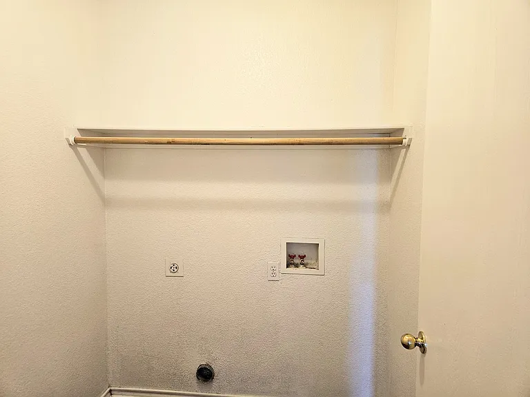 8405 Three Bars Dr — Photo 16