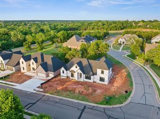 3024 Fountain Creek Dr, Edmond, OK 73034