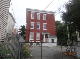 54 Peckham St, Fall River, MA 02724