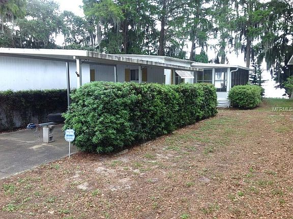 4th image of 33546 Barksdale Dr