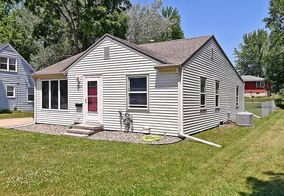 1st image of 550 Hazel Ln