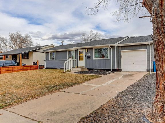 2nd image of 3222 Blackhawk Circle