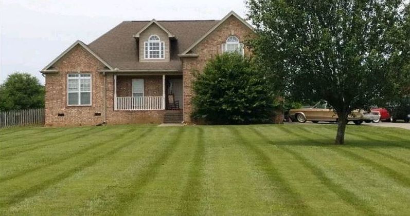 2nd image of 3005 Lillard Pl