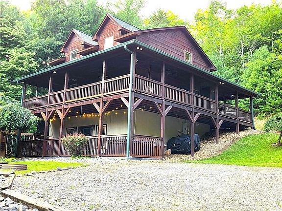2nd image of 1647 Staghorn Rd