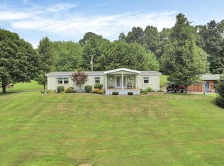 10366 Blacksnake Rd, Saint Louisville, OH 43071