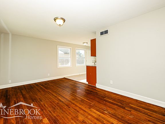 3rd image of 5254 Ferngrove Dr