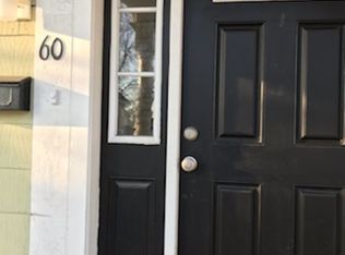 60 6th St #3, Lowell, MA 01850