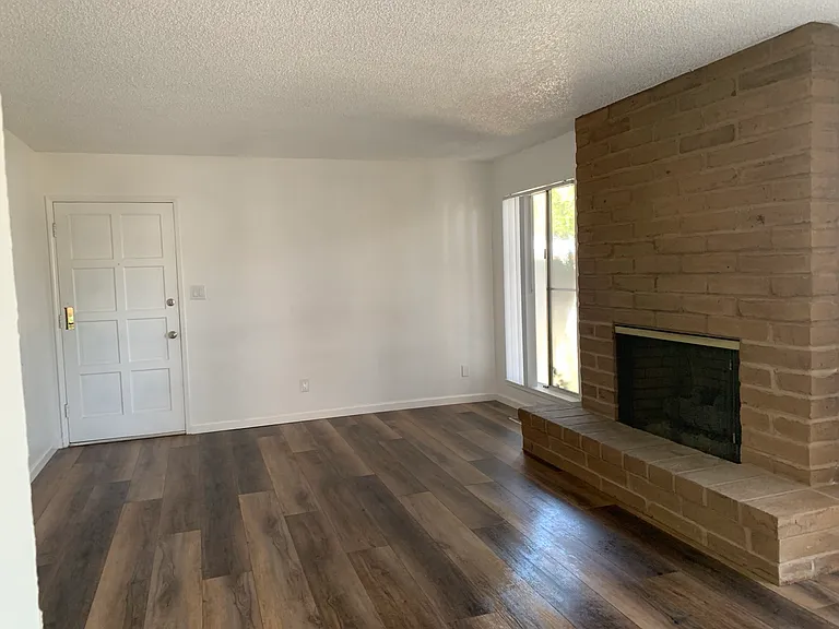 1601 W Fairmont Ave #A — Photo 3