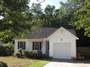 1818 Swann St, Fayetteville, NC 28303