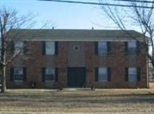 1220 W Lincoln Trail Blvd APT 3, Radcliff, KY 40160